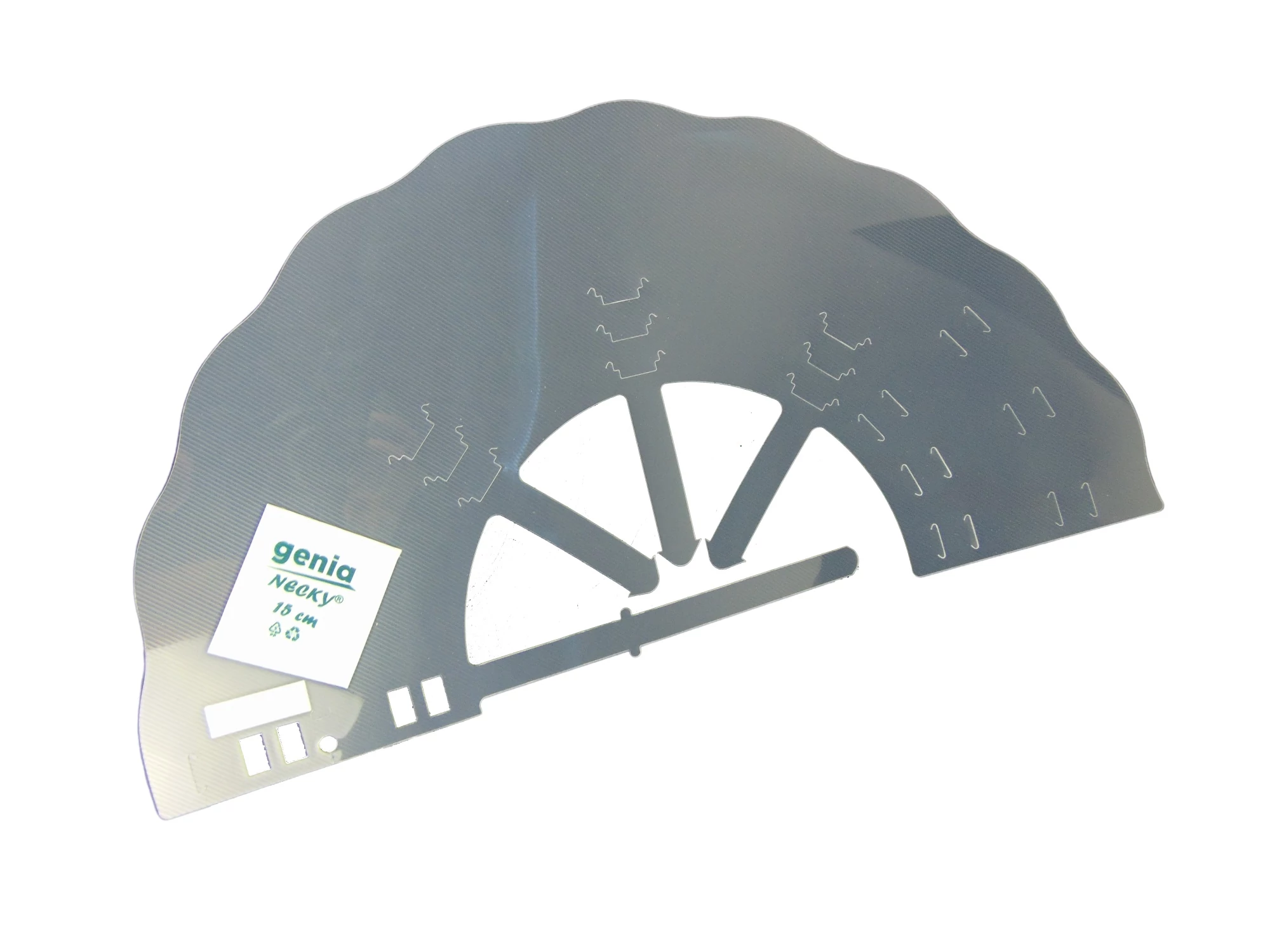 MŰTÉTI GALLÉR NECKY GÉNIA 15CM