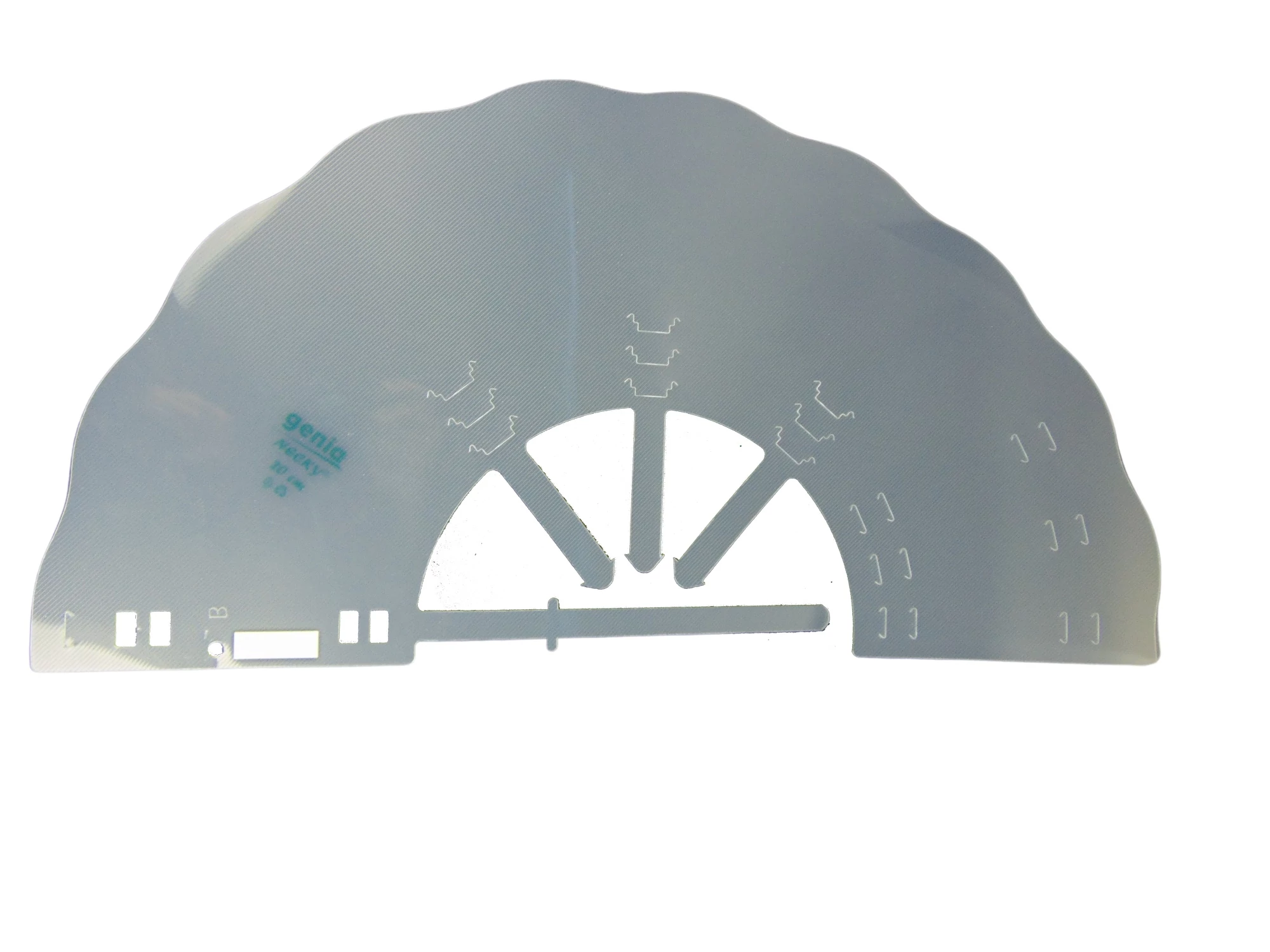 MŰTÉTI GALLÉR NECKY GÉNIA 30CM